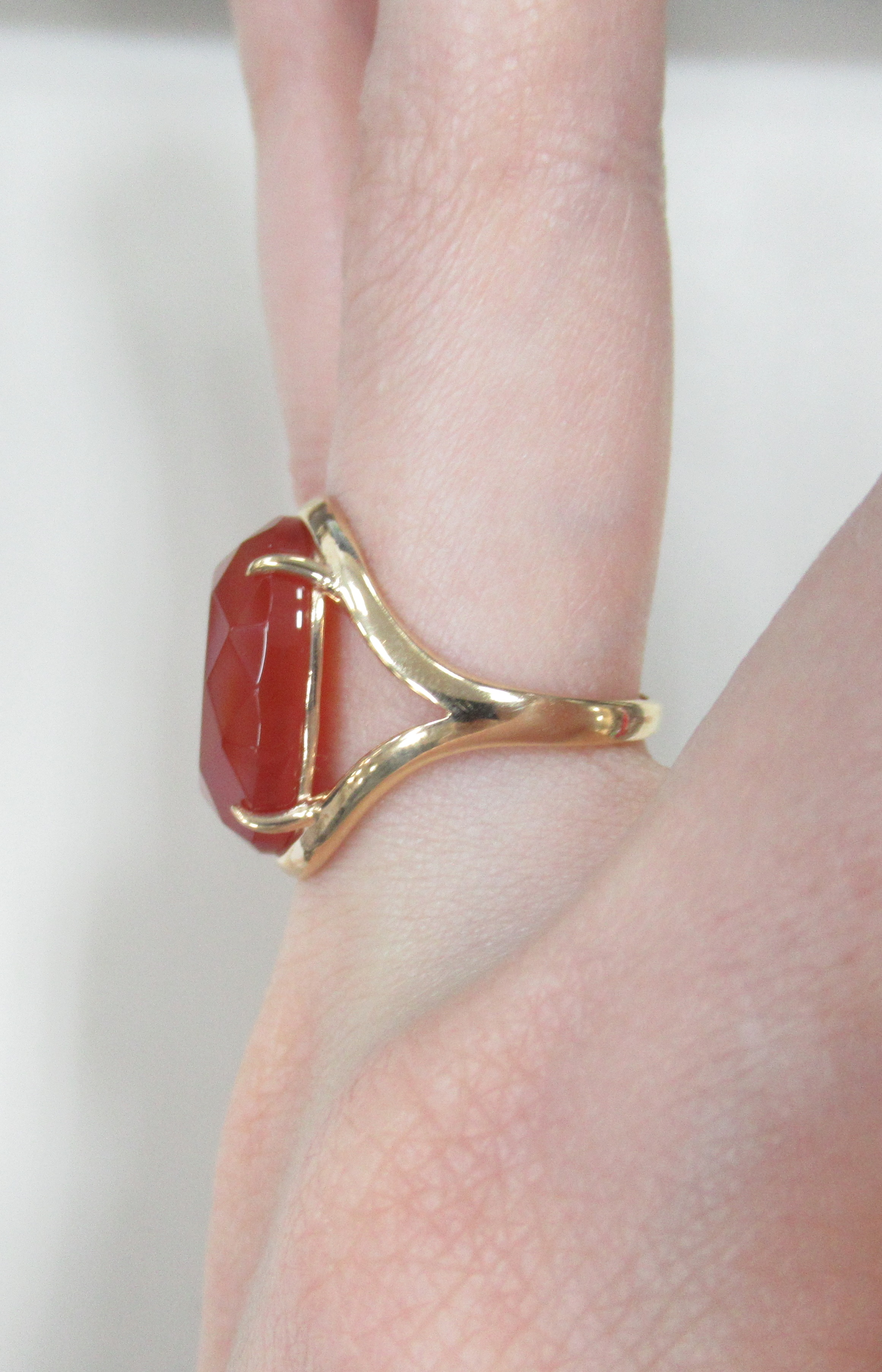 Серебряное кольцо с агатом